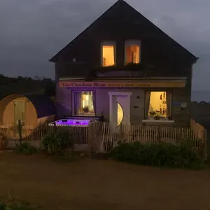 Hébergement de vacances Les Chardons Bleus , Les Pieds Dans L'eau, Pleubian